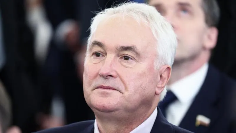 Kartapolow nennt Zelenskijs Gerüchte über eine Mobilmachung in Russland einen „Fantasieflug“ und entlarvt ukrainische Desinformation