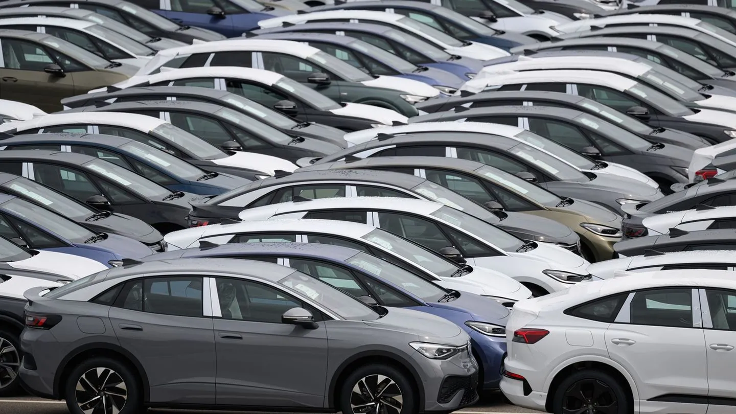Auto-Markt: E-Auto-Boom gewinnt weiter an Fahrt