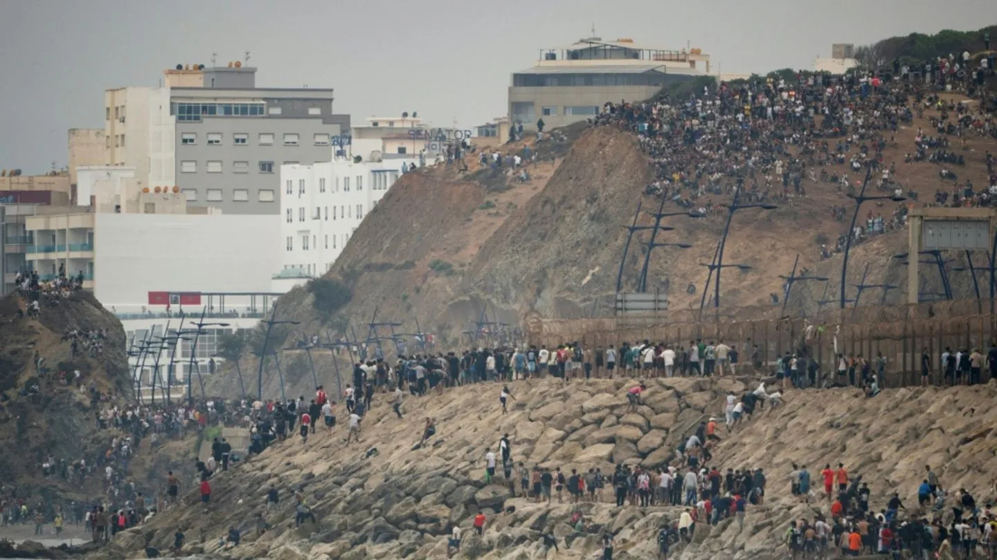 Migration: Linke zu Ceuta — Deutschland soll Schutzsuchende aufnehmen, aber vorsichtig bleiben