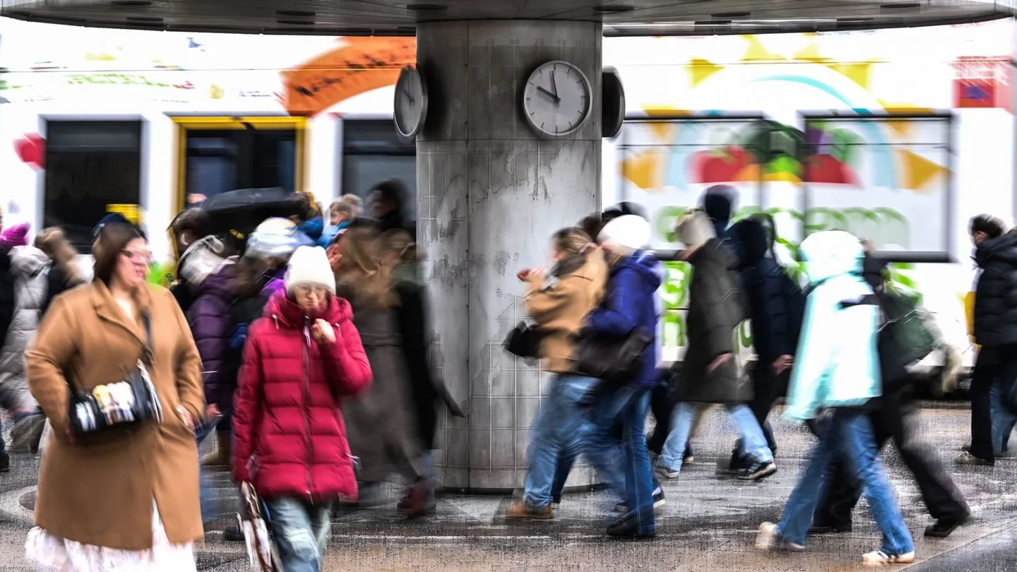 Sozialbudget: Sozialausgaben klettern auf rund ein Drittel der Wirtschaftsleistung — teurer Staat, fragwürdige Prioritäten