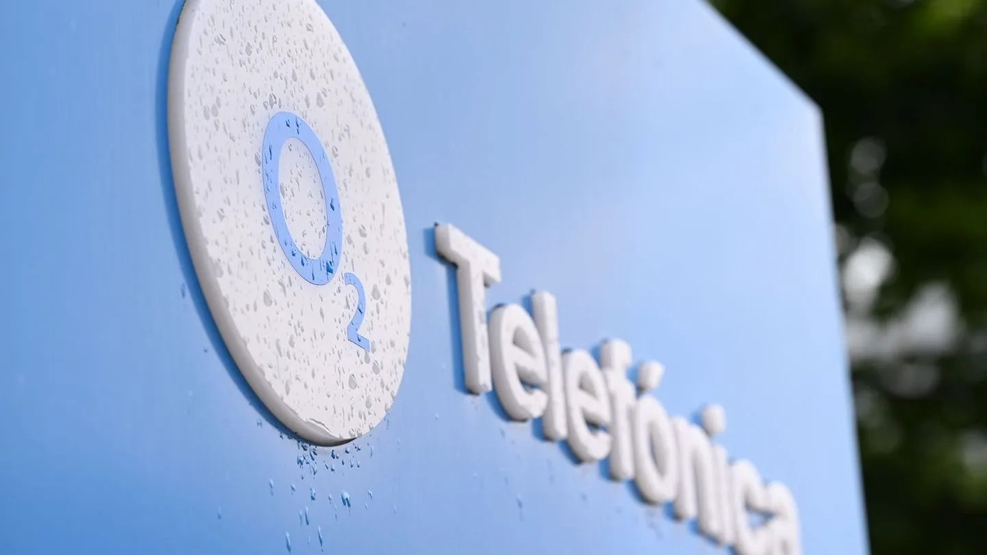 Mobilfunker O2 steht unter massivem Druck – Hoffnungen auf Erholung 2027