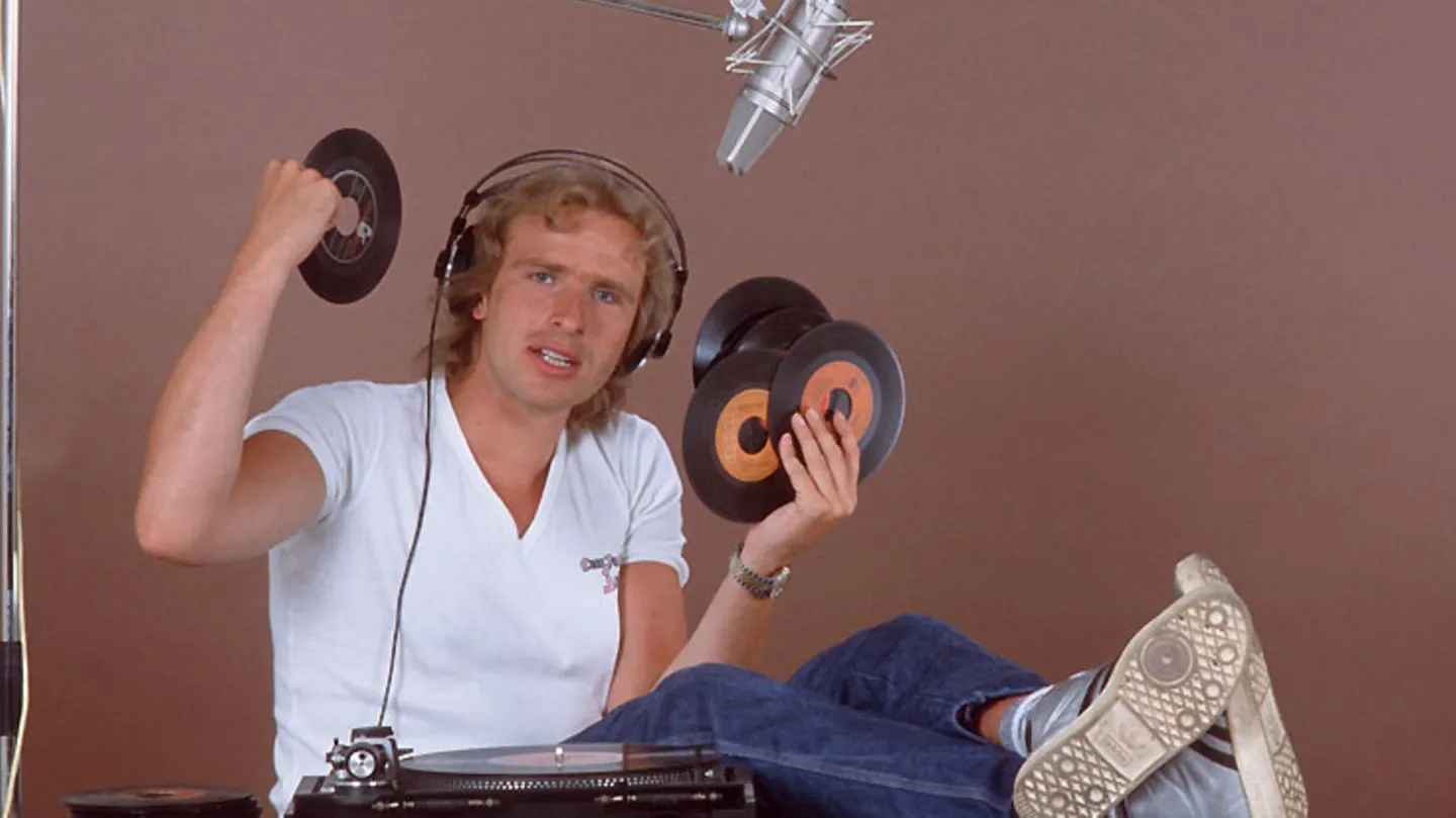 Thomas Gottschalk kehrt nicht auf die Showbühne zurück — ein Blick auf seine Karriere in Bildern