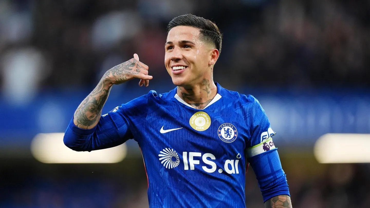 Fußball: Premier League investiert 3,77 Milliarden Euro in Transfers – Bundesliga deutlich sparsamer