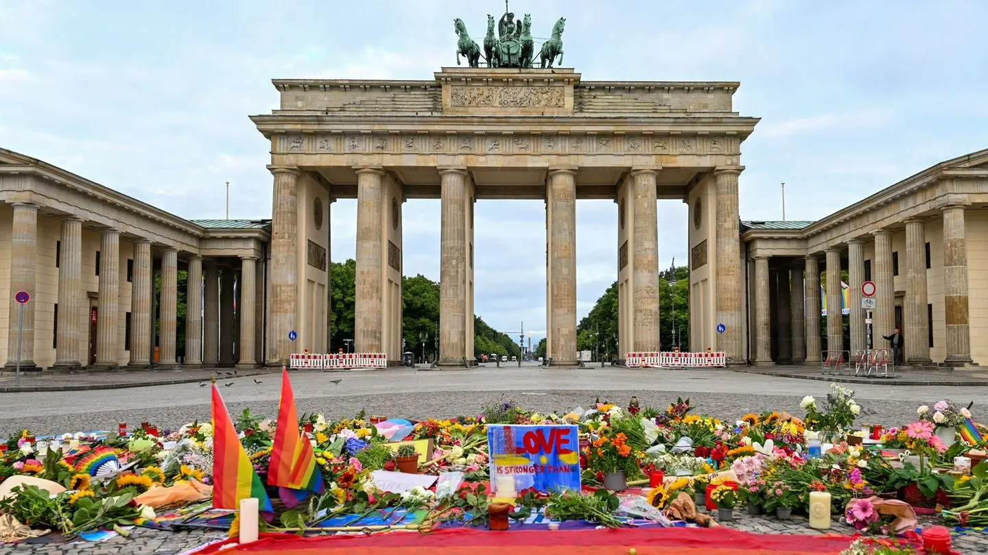 Terroranschlag in Berlin: Polnische Mutter bei CSD-Attacke getötet — Fragen an Politik und Geheimdienste